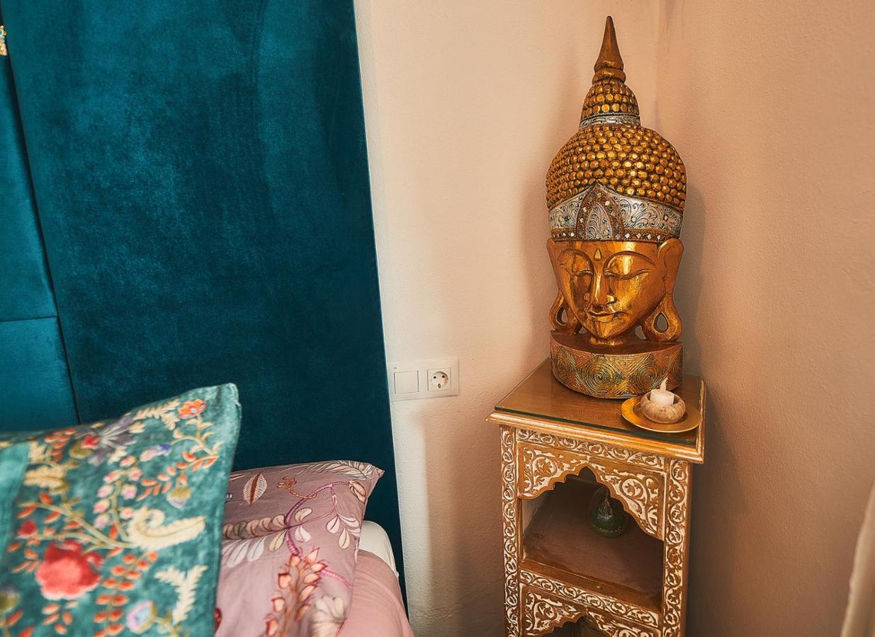 Buddhalounge Apartments รอนดา ภายนอก รูปภาพ